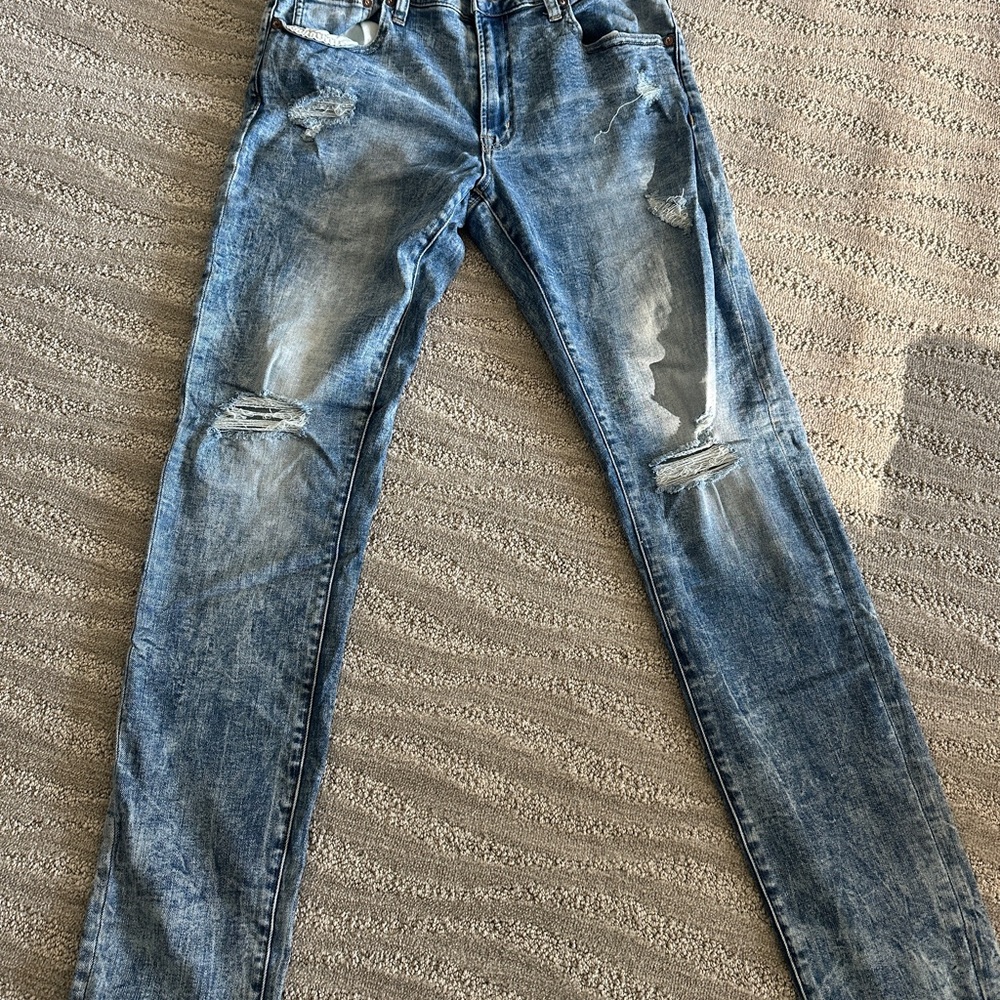 American Eagle Outfitters Men's Light Blue Distressed Skinny Jeans